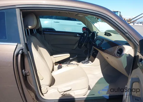 2014 Volkswagen Beetle 2.0L Tdi from USA, damaged, VIN 3VWJL7AT1EM617082